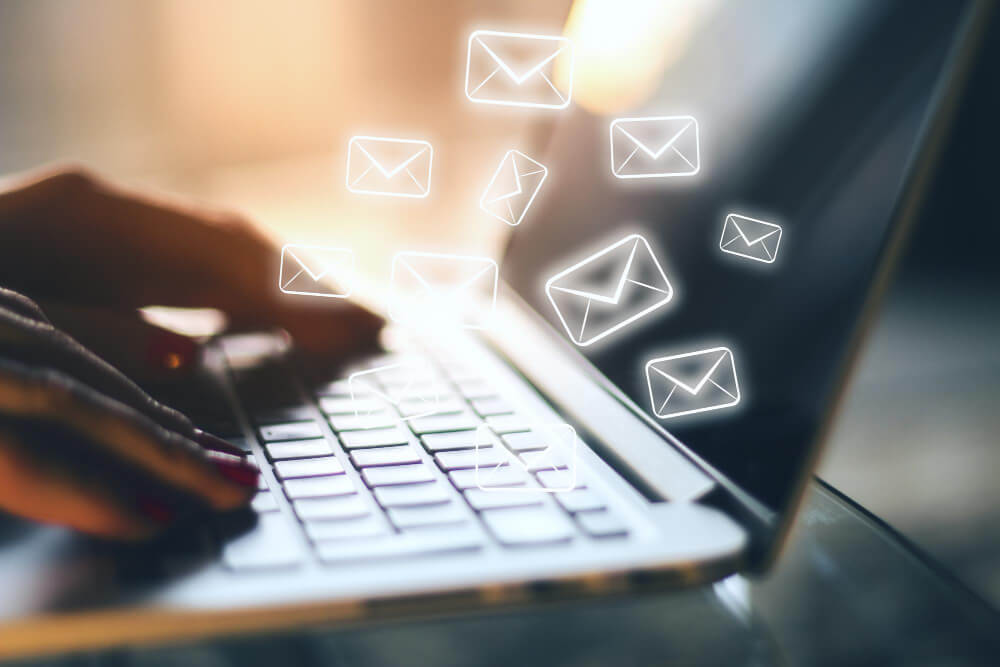 e-mailing vs newsletter